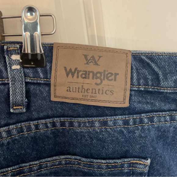 Wrangler Authentics Blue Men Jeans Size 50x30 plus oversized denim - Picture 7 of 8